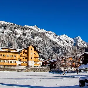 Aparthotel Cavanis Wellness &, Sappada